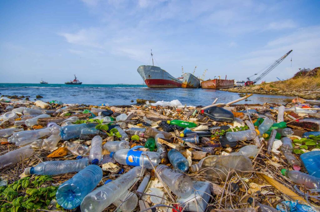 Πλαστικά: 230.000 τόνοι απορριμμάτων στη Μεσόγειο κάθε χρόνο - Αίγυπτος, Ιταλία και Τουρκία οι μεγαλύτεροι ρυπαντές - Media