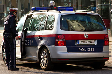 Αυτοκίνητο έπεσε πάνω σε πεζούς στη Γερμανία – Ένας νεκρός και τρεις τραυματίες - Media