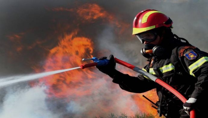 Μεγάλη φωτιά σε δασική έκταση στις Βολίμες Ζακύνθου - Ενισχύθηκαν οι επίγειες δυνάμεις - Media