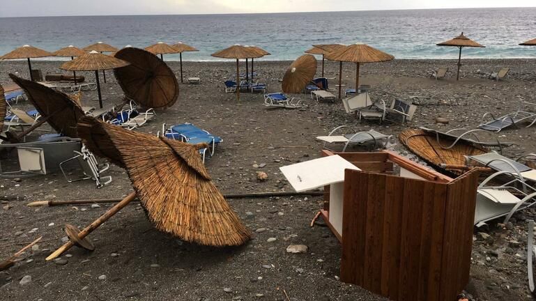 Δεν άφησε τίποτα όρθιο η «Κίρκη» στην παραλία της  Σούγιας (Photo) - Media