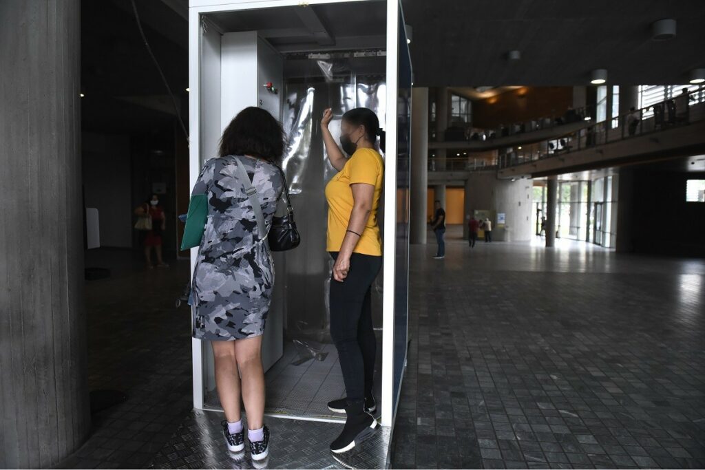 Δήμαρχείο Θεσσαλονίκης: Απενεργοποίηση του θαλάμου αποστείρωσης - Δεν είχε πιστοποίηση ΕΟΦ - Media