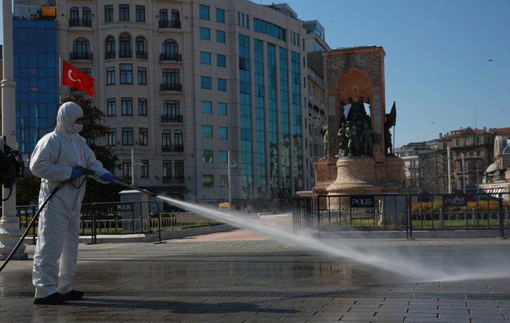 Κορωνοϊός- Τουρκία: Σαρώνει η πανδημία, 1428 κρούσματα σε ένα 24ωρο - Media