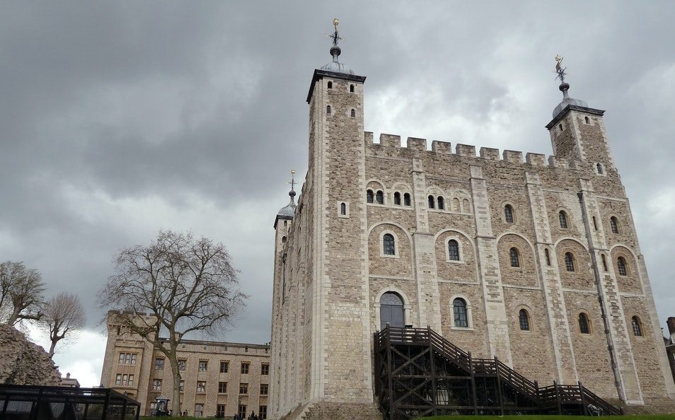 Πώς ο κορωνοϊός «ξυπνάει» μια παλιά «κατάρα» στη Βρετανία (Photo) - Media