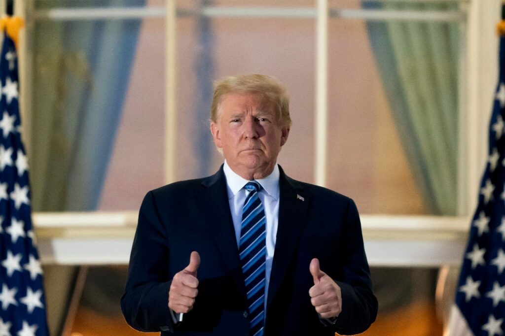 Έτοιμος να βγει έξω ο Τραμπ, ετοιμάζει προεκλογική συγκέντρωση - Media