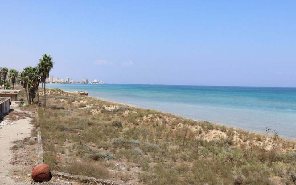 Κύπρος: Άνοιξε η πύλη για το παραλιακό μέτωπο στα Βαρώσια (Video/Photos)  - Media