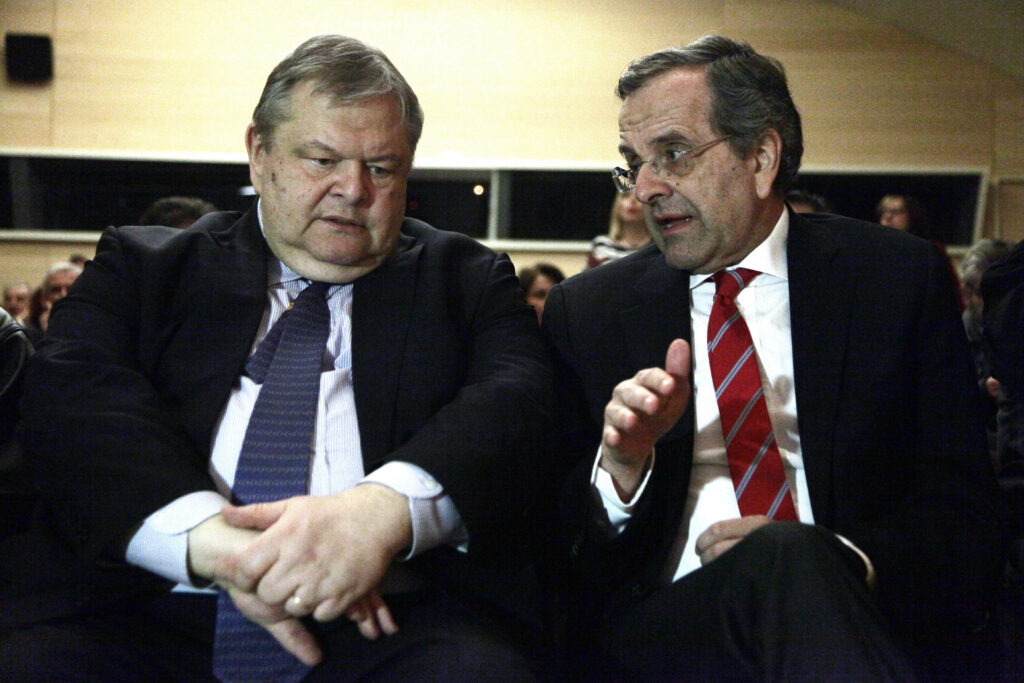 Το άγνωστο παρασκήνιο στο Μαξίμου το κρίσιμο 48ωρο μετά τη δολοφονία Φύσσα - Media