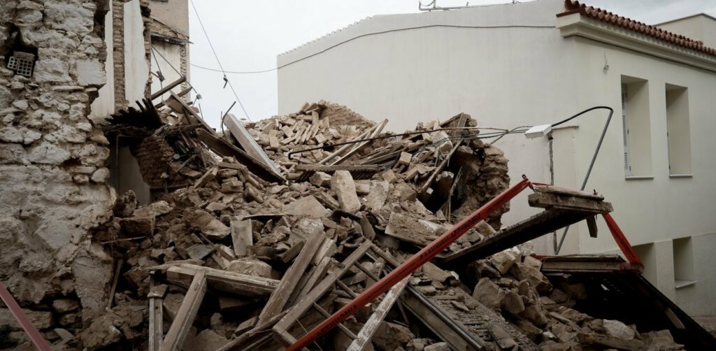 Λέκκας: Περίπου 10.000 οι επικίνδυνες κατασκευές στην Ελλάδα – 300 σπίτια με πρόβλημα στη Σάμο - Media