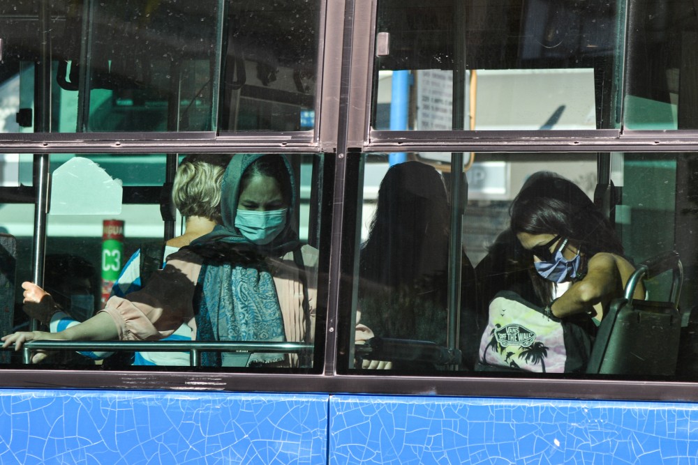 «OΑΣΑ και επόπτες Υγείας διαψεύδουν Μητσοτάκη-Καραμανλή για τα περί μη διασποράς του κορωνοϊού στα ΜΜΜ» - Media