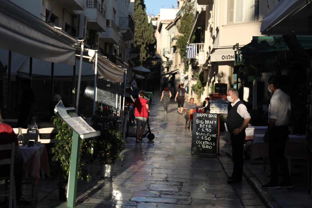 Κορωνοϊός: Όλα τα νέα μέτρα - Τι αλλάζει από το πρωί της Τρίτης - Media