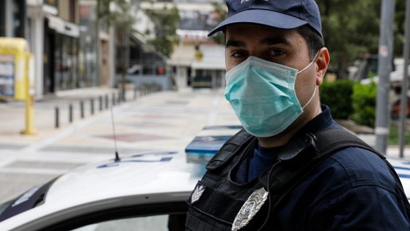 ΕΛΑΣ: Δώδεκα συλλήψεις, 79 παραβάσεις λειτουργίας καταστημάτων, 601 για μετακίνηση και 1.684 για μη χρήση μάσκας - Media