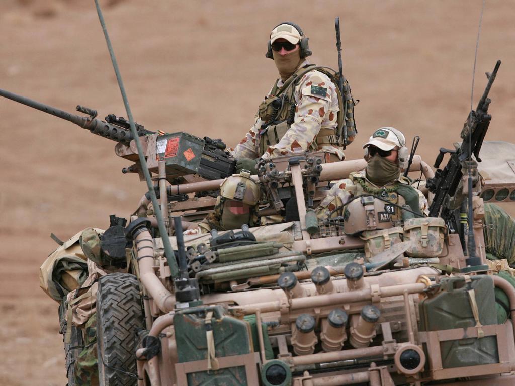 Η Αυστραλία παραδέχεται εγκλήματα πολέμου των ειδικών δυνάμεών της στο Αφγανιστάν (Video) - Media