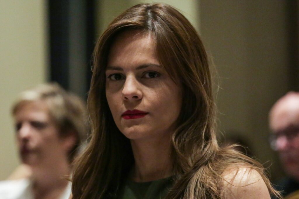 Αχτσιόγλου για προϋπολογισμό 2021: Μνημείο κοινωνικής αναλγησίας και νεοφιλελεύθερων εμμονών - Media