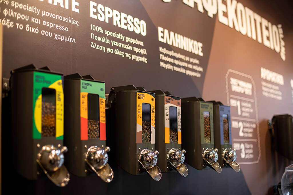 Μεγάλη ελληνική αλυσίδα καφέ πέτυχε διψήφιο ποσοστό αύξησης πωλήσεων εν μέσω πανδημίας - Media