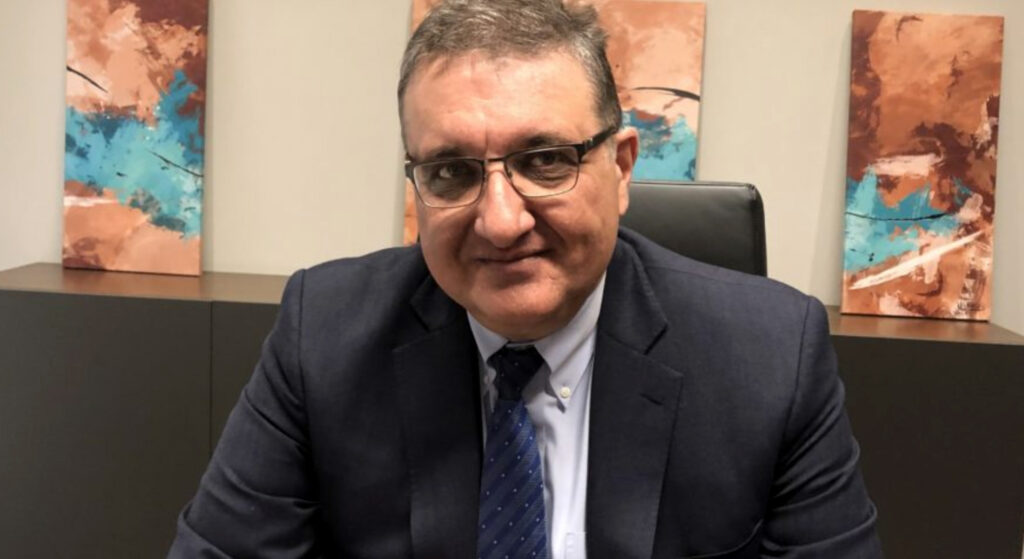 Εφιαλτική πρόβλεψη Εξαδάκτυλου (ΠΙΣ): «Πιθανό να δούμε 3.000-4.000 κρούσματα τις επόμενες ημέρες» - Media