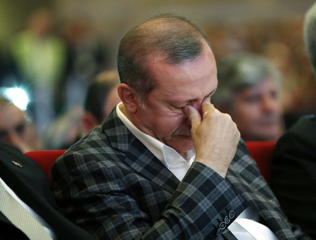 Σε αδιέξοδο ο Ερντογάν: Η πιθανή εκλογή Μπάιντεν «τσακίζει» τη λίρα - Media