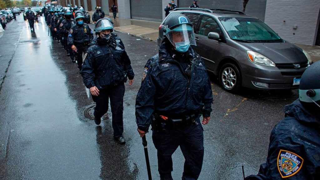 Αμερικανικές εκλογές 2020: Σε ετοιμότητα για επεισόδια η αστυνομία της Νέας Υόρκης - Media