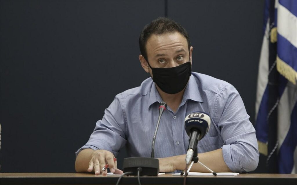 Μαγιορκίνης: Αν δεν μπορείτε να φοράτε μάσκα, κρατήστε αποστάσεις - Media