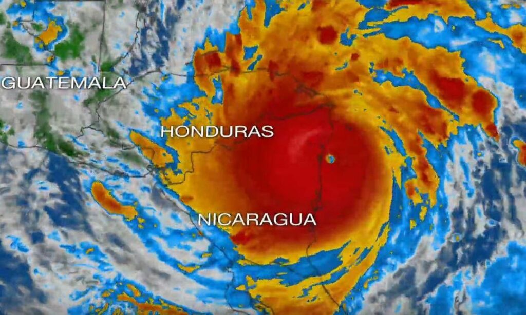 Γιώτα: Ο ισχυρότερος φετινός κυκλώνας του Ατλαντικού «σαρώνει» την Κεντρική Αμερική (Videos) - Media