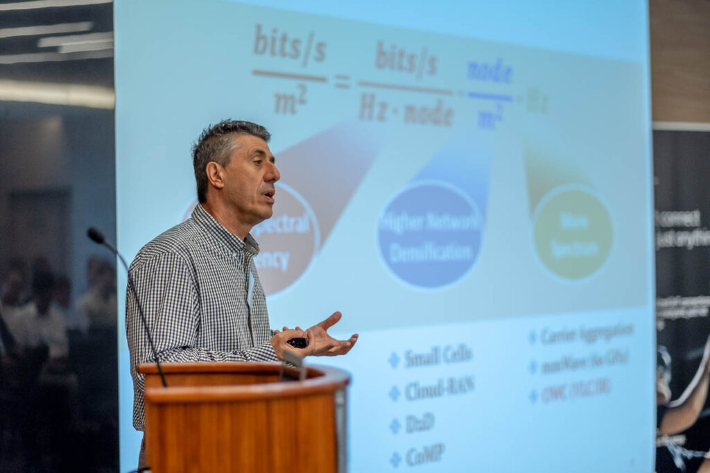 Ο κορωνοϊός επιταχύνει τις επιστημονικές ανακαλύψεις – Τι λέει κορυφαίος Έλληνας ερευνητής - Media