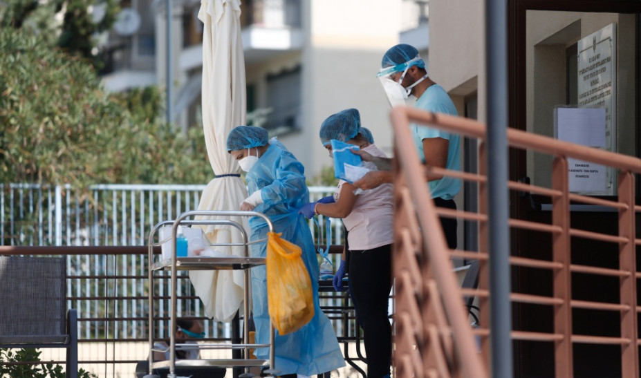 Είκοσι κρούσματα κορωνοϊού σε γηροκομείο στη Θεσσαλονίκη - Media