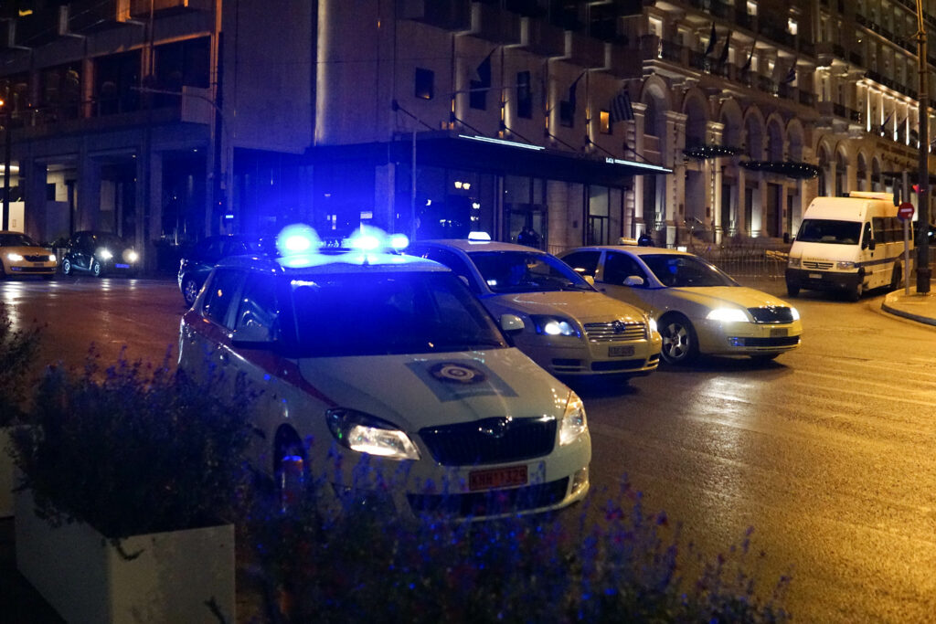 Lockdown-Απαγόρευση κυκλοφορίας: Τι αλλάζει από Παρασκευή με μετακινήσεις, τηλεργασία, άθληση, delivery - Media