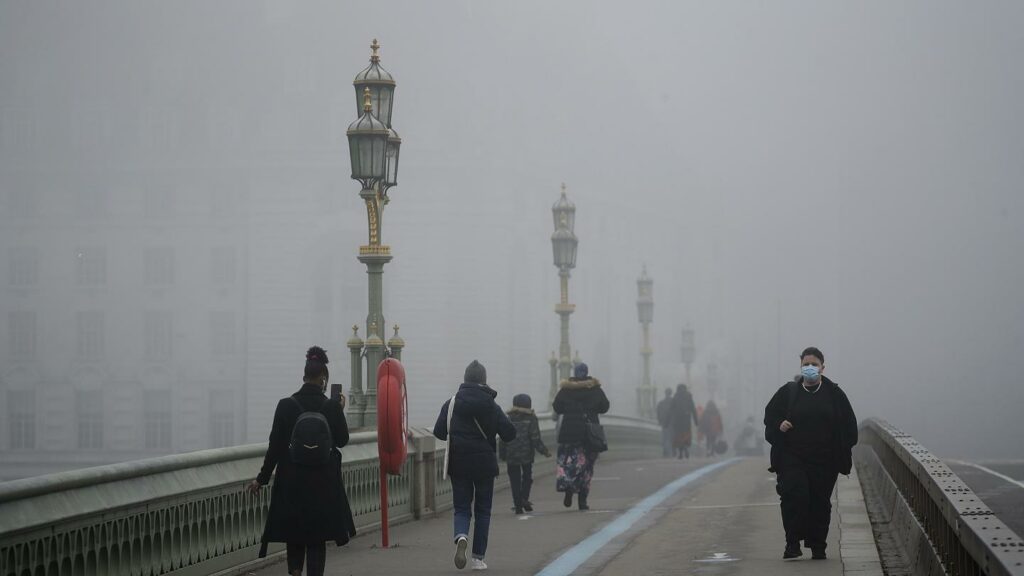 «Τοπίο στην Ομίχλη» τα lockdowns στην Ευρώπη - «Deja Vu» και οργή από τον κόσμο - Media