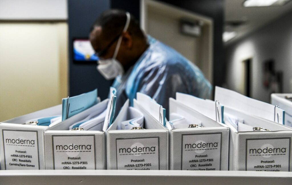 Οριστική συμφωνία της Κομισιόν με την Moderna για την αγορά του εμβολίου - Media