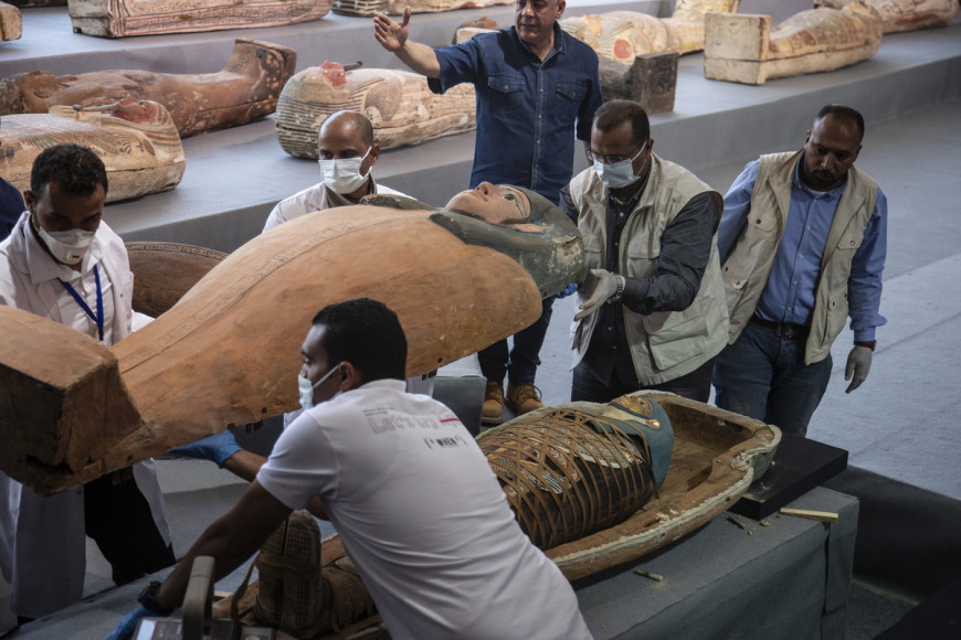 Εκατό άθικτες σαρκοφάγοι της 26ης Δυναστείας ανακαλύφθηκαν στην Νεκρόπολη της Σακκάρα - Media