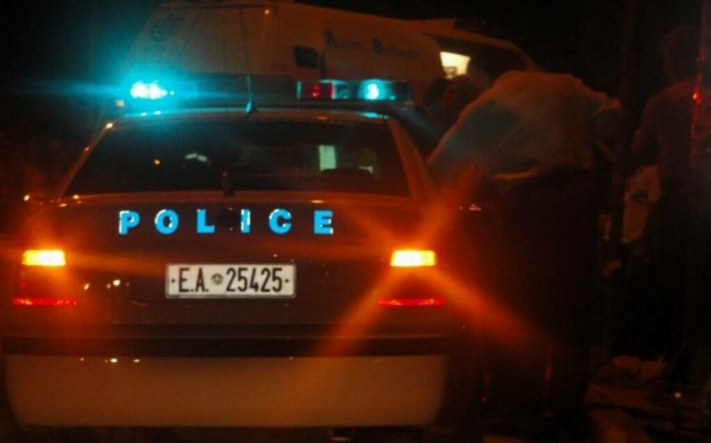 Βόλος: Ερωτοχτυπημένος νεαρός έσπασε την πόρτα του σπιτιού 31χρονης – Δεν άντεχε μακριά της  - Media