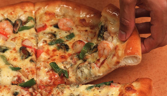 Κορωνοϊός: Με ποιον τρόπο μπορεί να μεταδοθεί μέσα από τα τρόφιμα  - Media