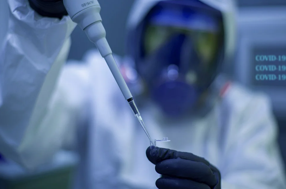 Κορωνοϊός: Κατά 92% αποτελεσματικό το ρωσικό εμβόλιο, Sputnik V - Media