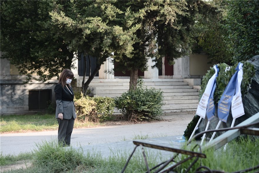 Σακελλαροπούλου: «Η Δημοκρατία δεν είναι μόνο καθεστώς ελευθερίας, αλλά και ευθύνης» (Video) - Media