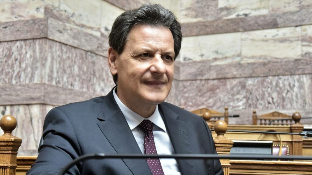 Σκυλακάκης: Η ελληνική οικονομία μπορεί να αντέξει και δίμηνη καραντίνα - Media