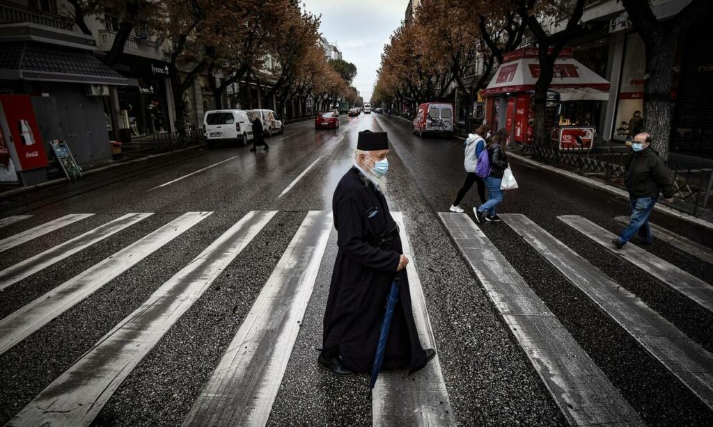 Βατόπουλος: Ενδεχόμενο lockdown θα διαρκέσει 15 μέρες - Δεν ξέρω αν μπορούμε να περιμένουμε την αποτελεσματικότητα των μέτρων - Media