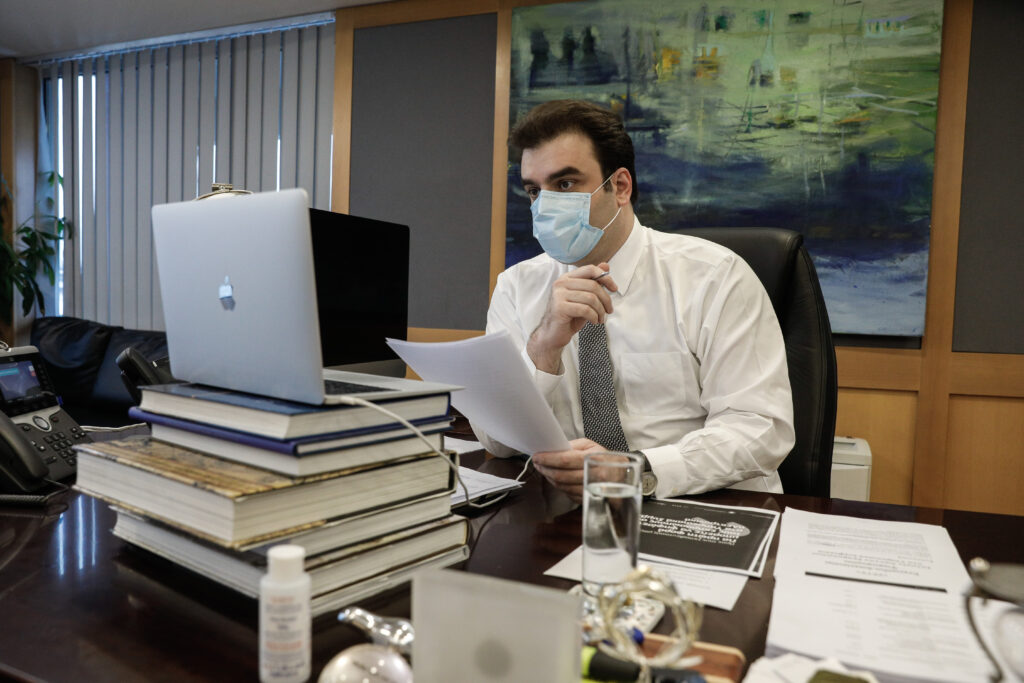 Ο θαυμαστός ψηφιακός κόσμος του Κυριάκου Πιερρακάκη! - Media