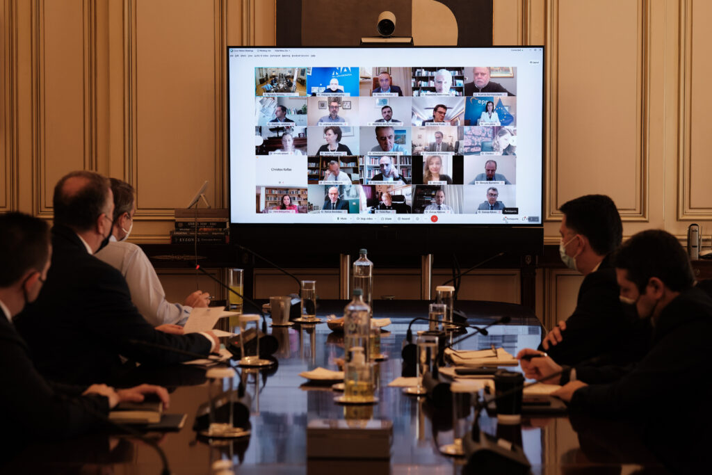 Εμβόλιο: Η προετοιμασία για την «Ελευθερία» - Ο συντονισμός και οι πρώτοι εμβολιασμοί  - Media