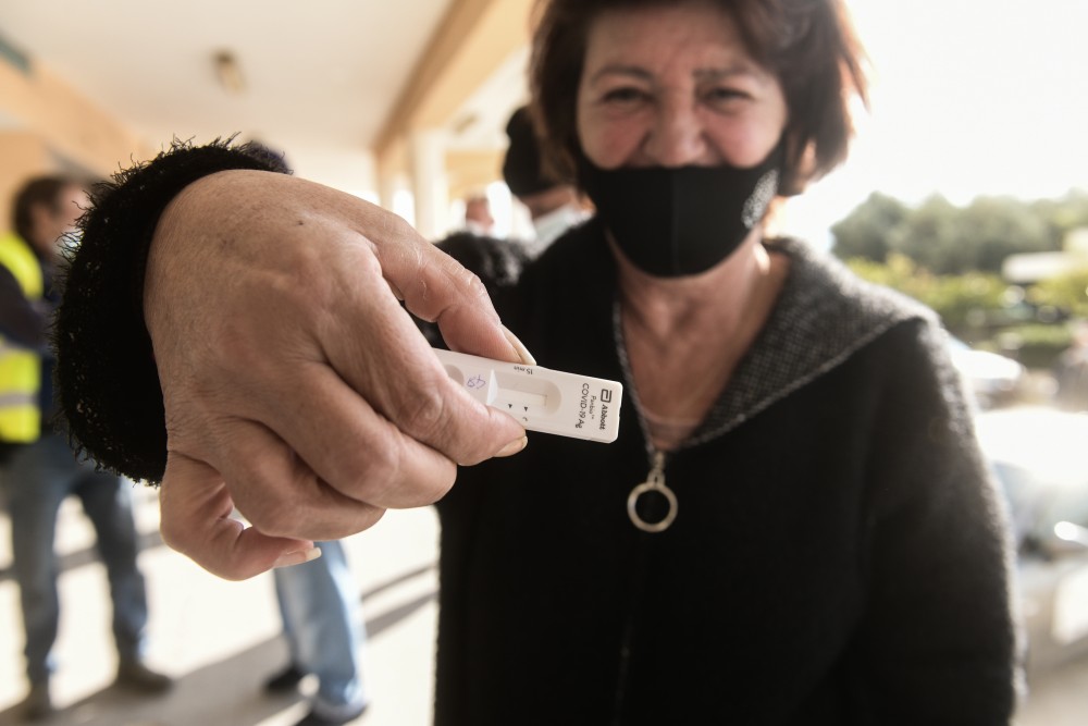 ΕΟΔΥ: Τι «έδειξαν» τα rapid tests σε Ασπρόπυργο, Μέγαρα, Πεύκη και Άλιμο - Media