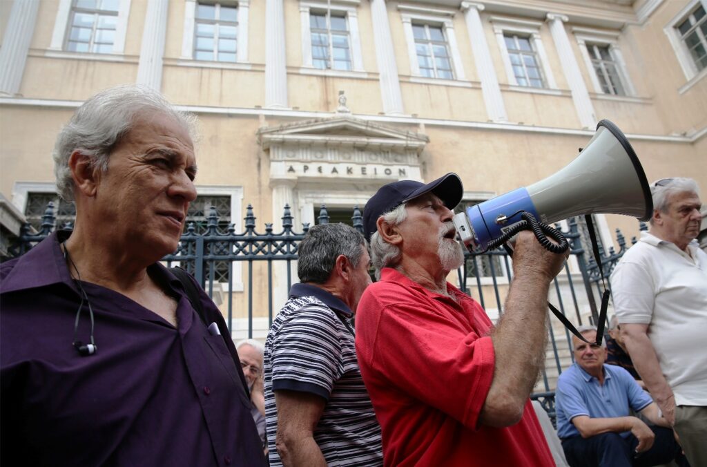 Αναδρομικά: Στις 15 Ιανουαρίου η μάχη στο ΣτΕ για επικουρικές και δώρα - Media