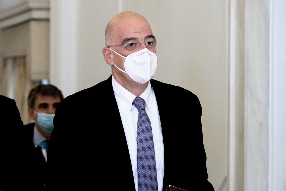 Δένδιας: Η Τουρκία απειλεί την Ελλάδα με πόλεμο για τα 12 ναυτικά μίλια - Media