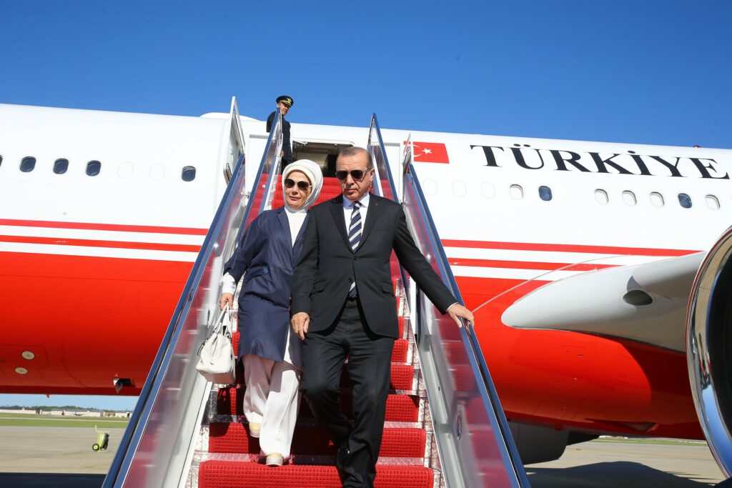 Προειδοποιεί ο Ερντογάν: «Όσοι απειλούν την Τουρκία με κυρώσεις στο τέλος θα απογοητευτούν» - Media