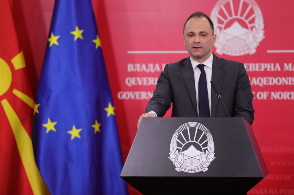 Υπουργός Υγείας Βόρειας Μακεδονίας: Η Ελλάδα θα μας δώσει μέρος από την πρώτη παραλαβή εμβολίων κατά του κορωνοϊού - Media