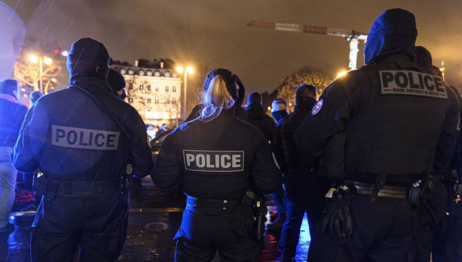 Γαλλία: Σοκ με «εκτέλεση» 3 αστυνομικών από 48χρονο - Κρατούσε όμηρο τη γυναίκα του - Media