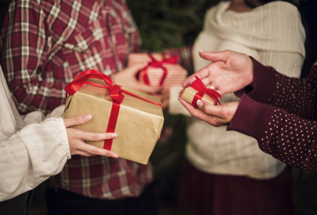 Ψηφιακά Χριστούγεννα: Ανταλλαγή δώρων σε καιρούς social distancing - Media