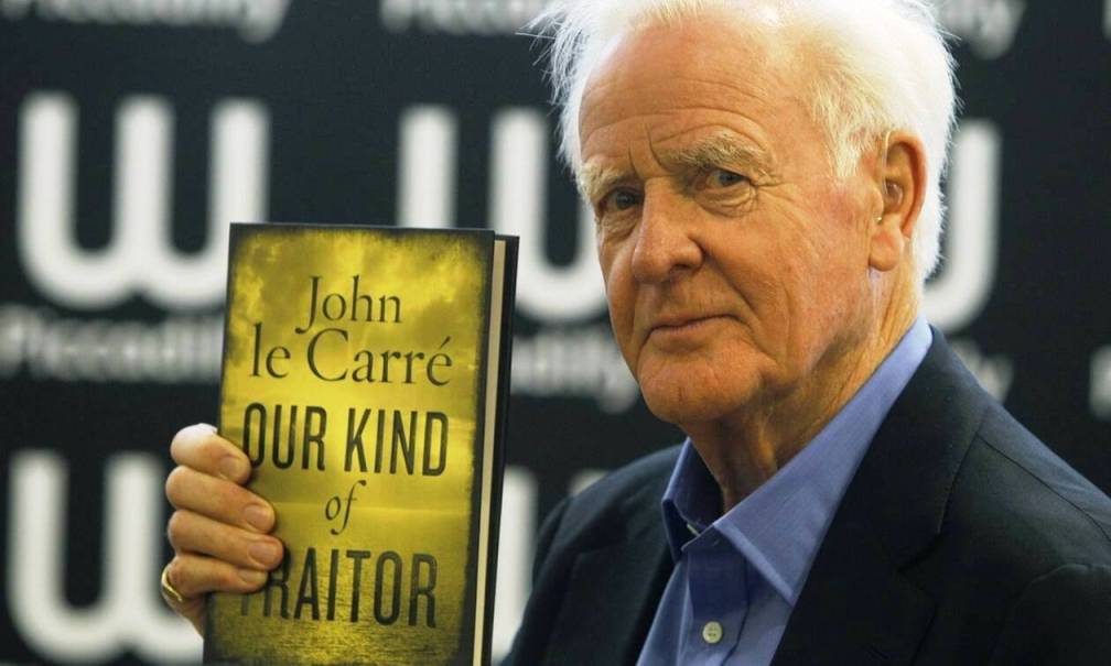 Πέθανε σε ηλικία 89 ετών ο διάσημος συγγραφέας Τζον Λε Καρέ - Media