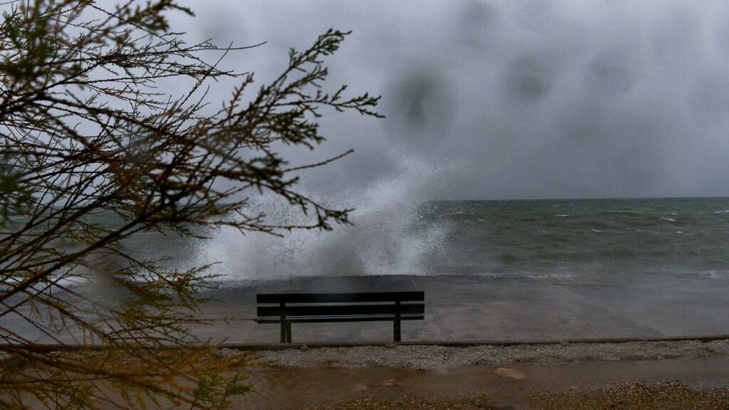 Έκτακτο δελτίο επιδείνωσης καιρού από την ΕΜΥ: Έρχονται ισχυρές βροχές και καταιγίδες από το βράδυ - Media