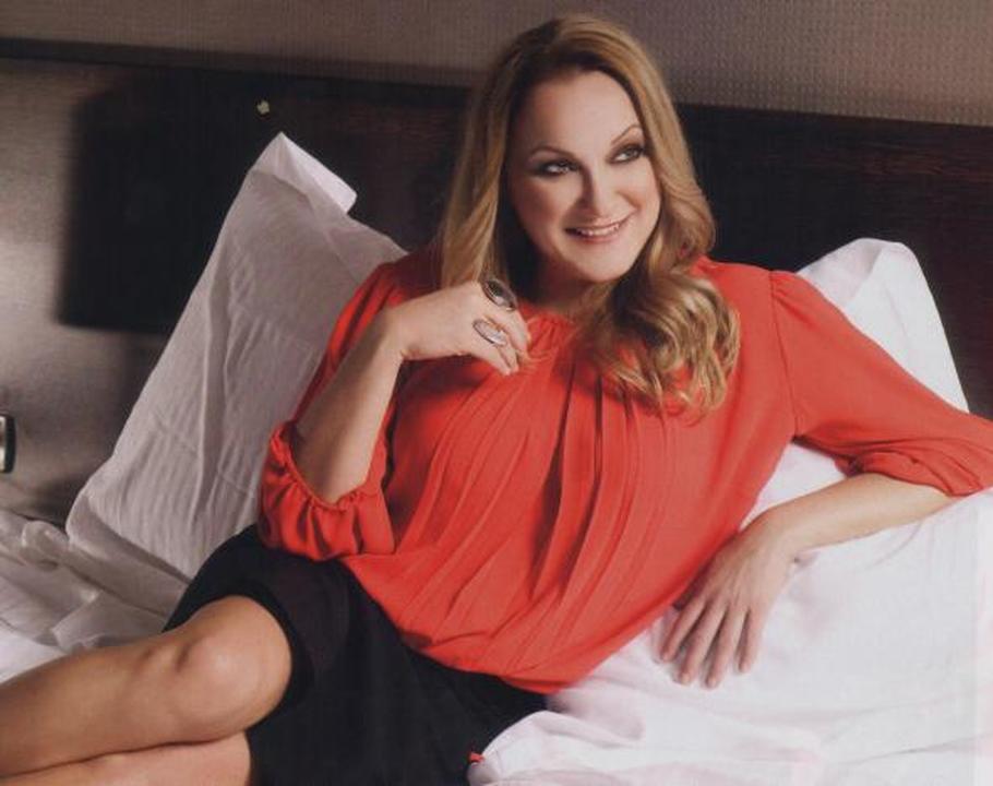 Ρένια Λουιζίδου: Φέτος δεν χρειάζεται να βλέπουμε σκουπίδια - Υπάρχουν εναλλακτικές επιλογές - Media