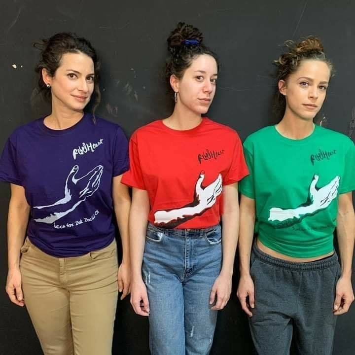 Οι «Άγριες Μέλισσες» στηρίζουν τη μνήμη του Ζακ Κωστόπουλου - Η συγκινητική πρωτοβουλία (Photos) - Media