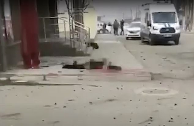 Καρέ καρέ η επίθεση καμικάζι αυτοκτονίας στη Τσερκεσία – Φώναζε «Αλλαχού Ακμπάρ» και ανατινάχτηκε  - Media