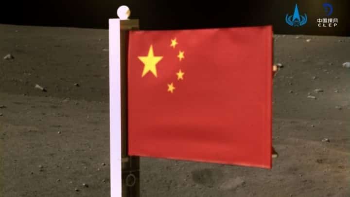 Μία δεύτερη σημαία «κυματίζει» πια στη Σελήνη - Η Κίνα τοποθέτησε τη σημαία της (Video) - Media