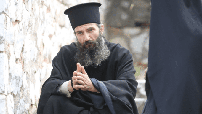 Άρης Σερβετάλης: «Όπως υπάρχουν τα σουπερμάσκετ για την τροφή του σώματος, έτσι είναι και οι εκκλησίες για την πνευματική τροφή» - Media